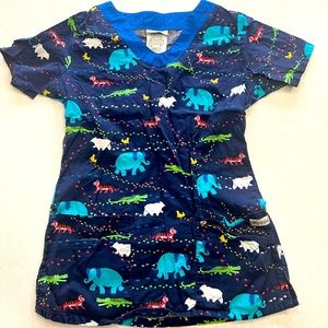 Women’s scrubs lot